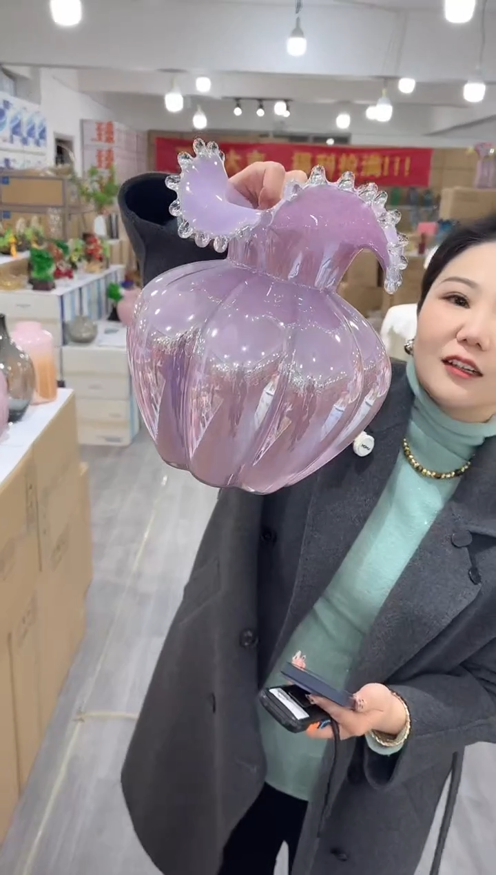 【闪购商品】琉璃泰新花器Q-6晚