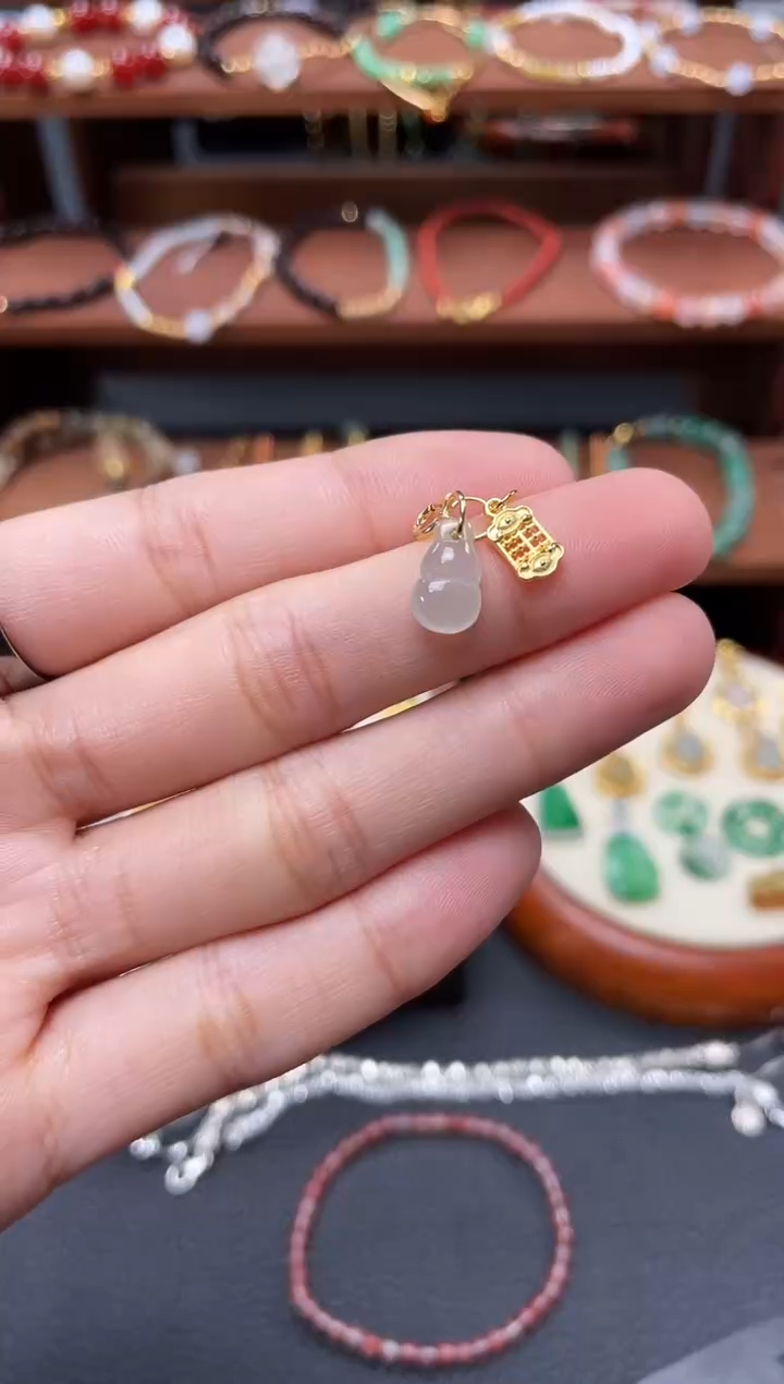 【闪购商品】翡翠吊坠(不含链)银S925镀金镶嵌一个  JK723