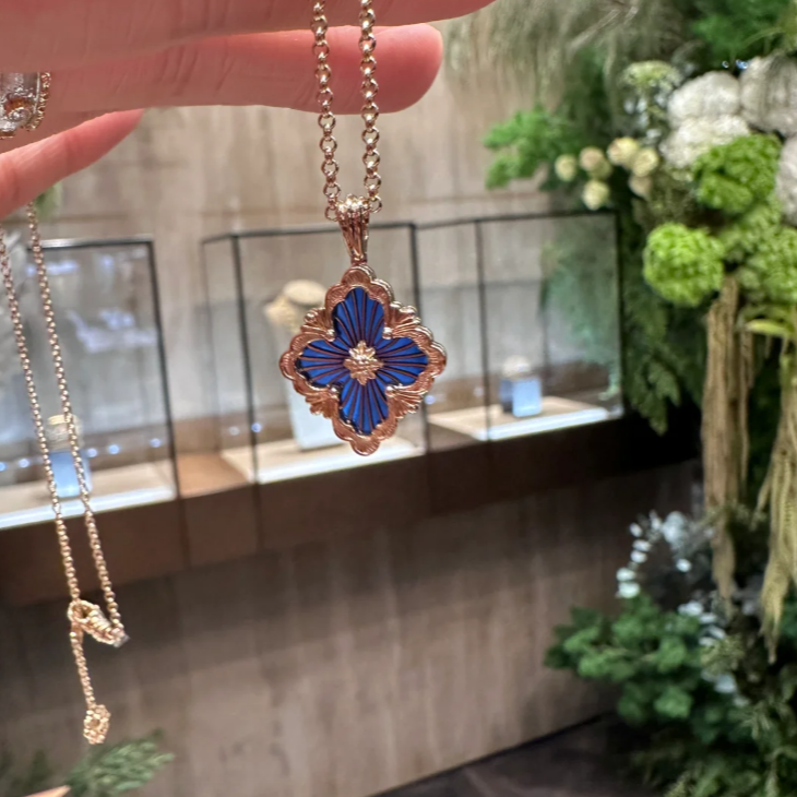 未使用 BUCCELLATI/布契拉提 小花6枫 蓝色珐琅项链 大号 18K黄金