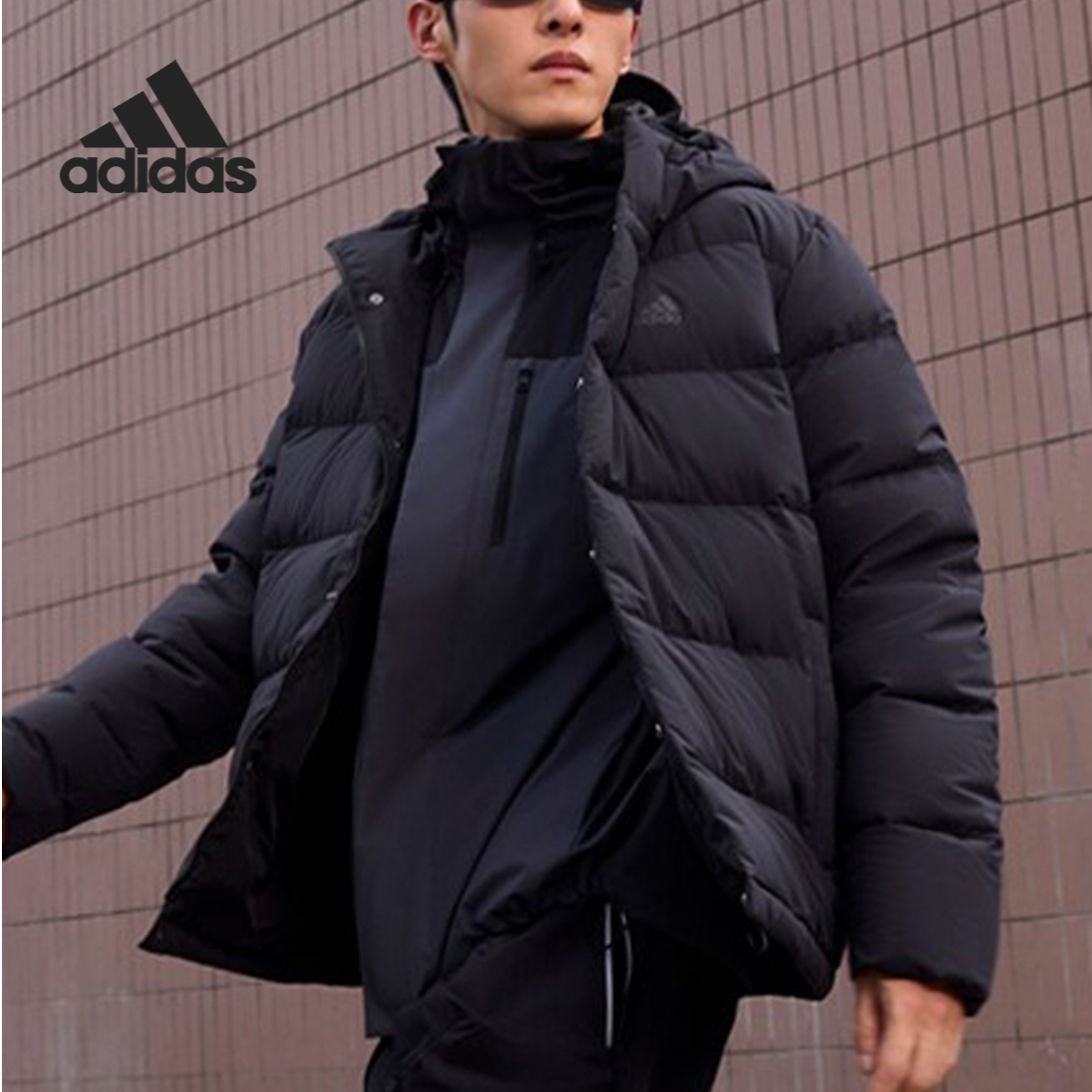 adidas/阿迪达斯男士冬季保暖防风连帽短款户外运动休闲羽绒服男