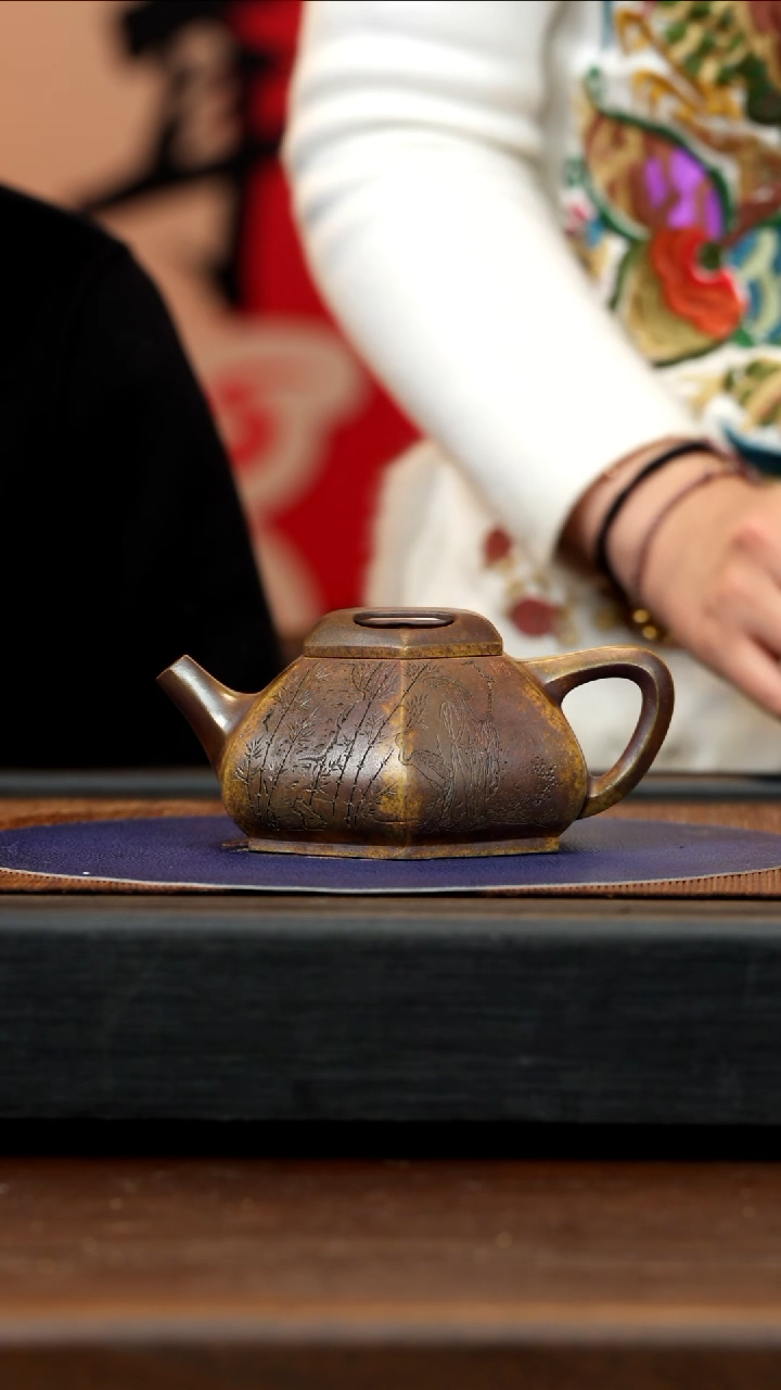 【闪购商品】紫砂茶壶WPR 火云烧 六方牛盖 320cc