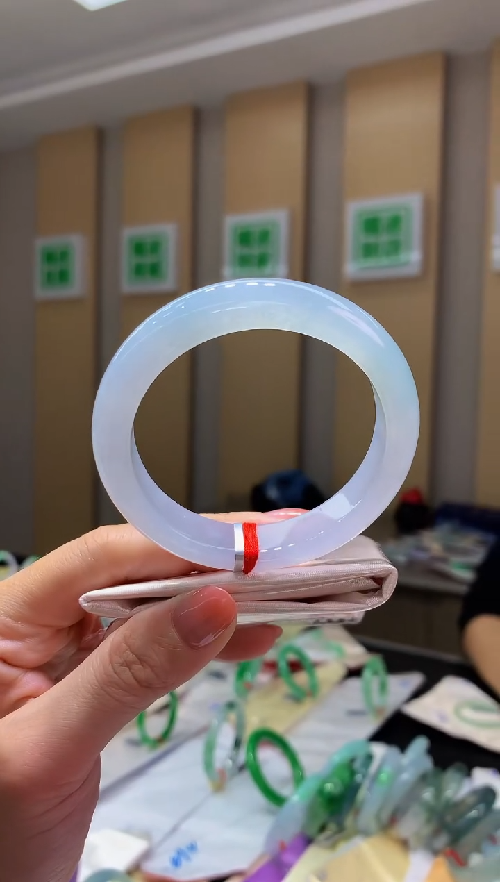 未镶嵌手镯翡翠-C36 圈口55 