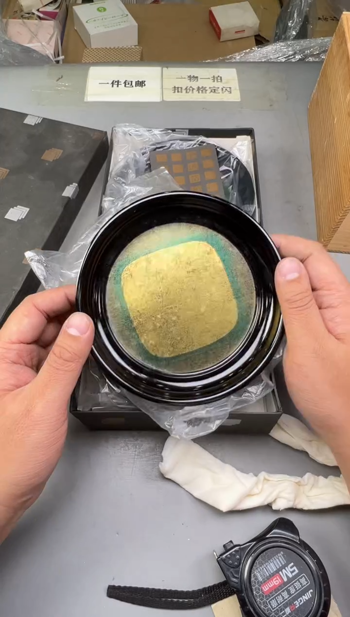 瓷片B****勃034中古产品，默认微瑕，谨慎参拍