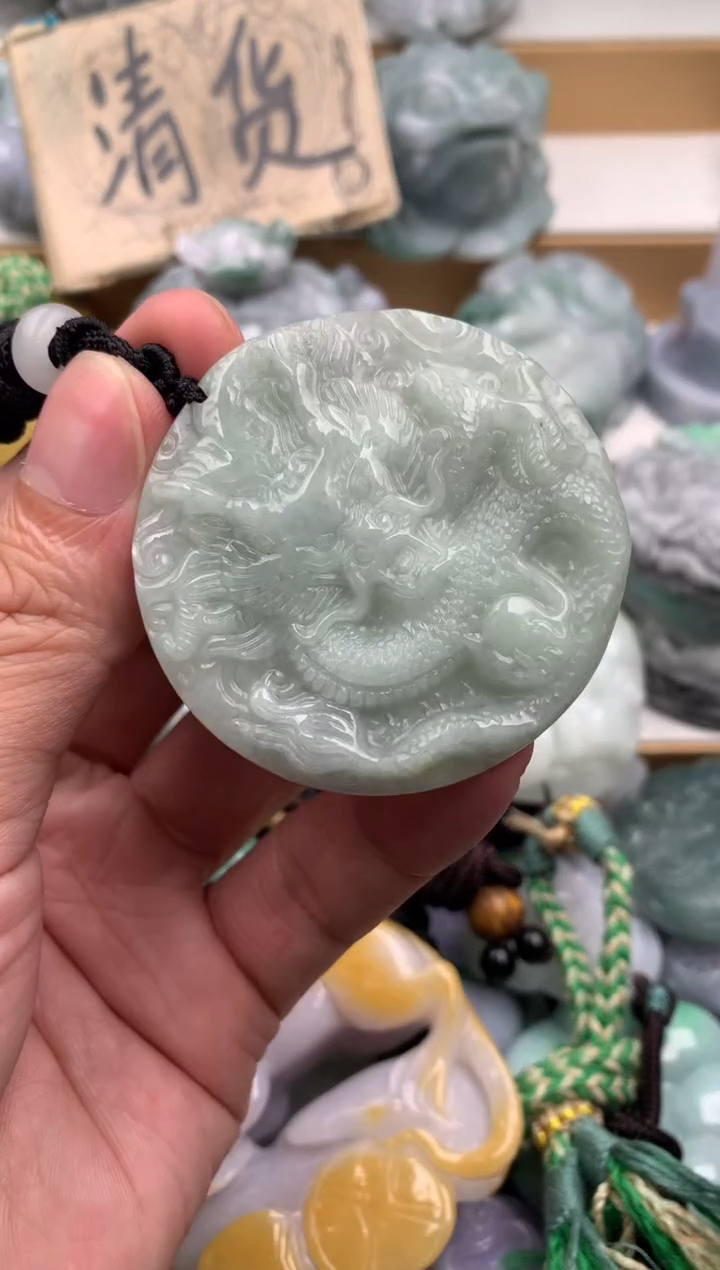 吊坠(不含链)未镶嵌翡翠1