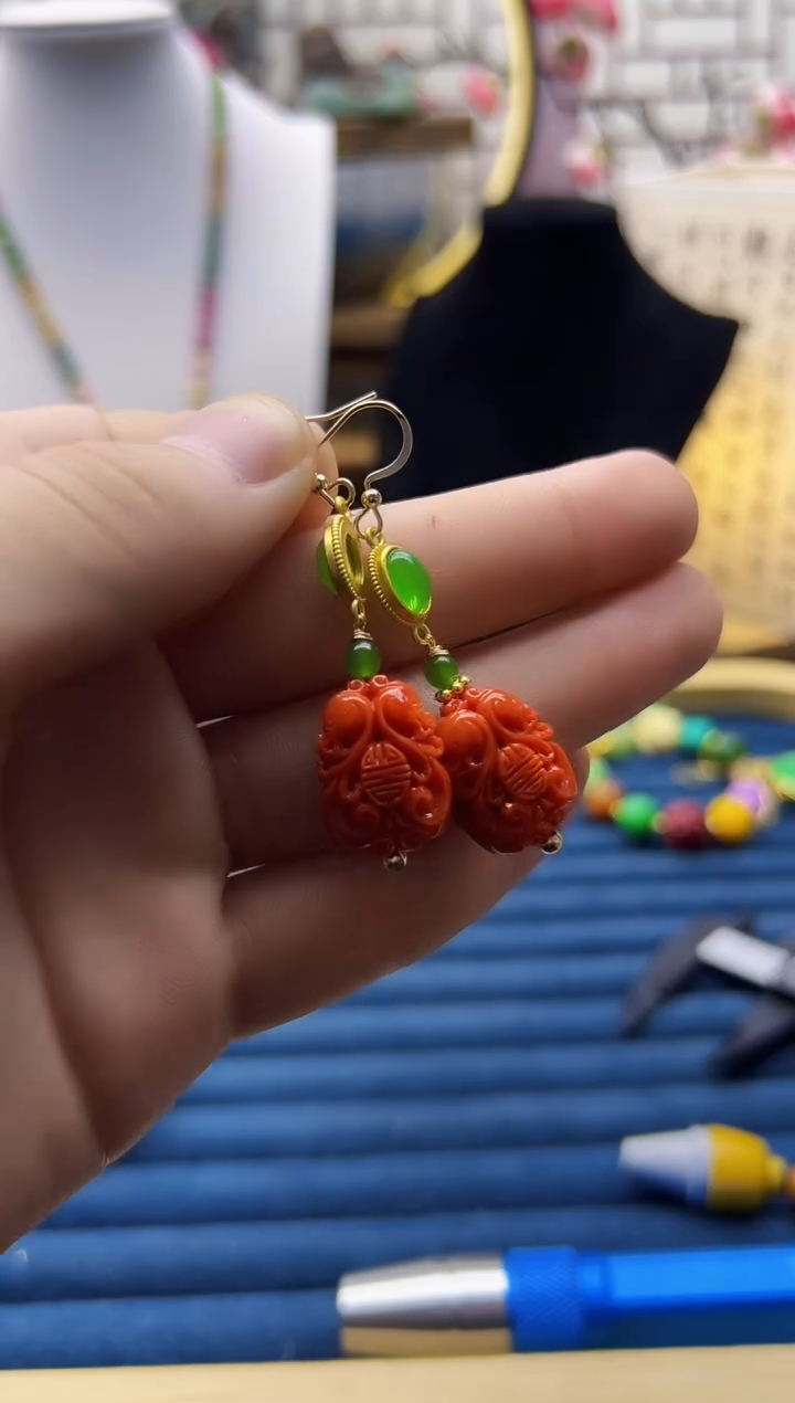 【闪购商品】玛瑙/玉髓耳钉14K金镶嵌E149