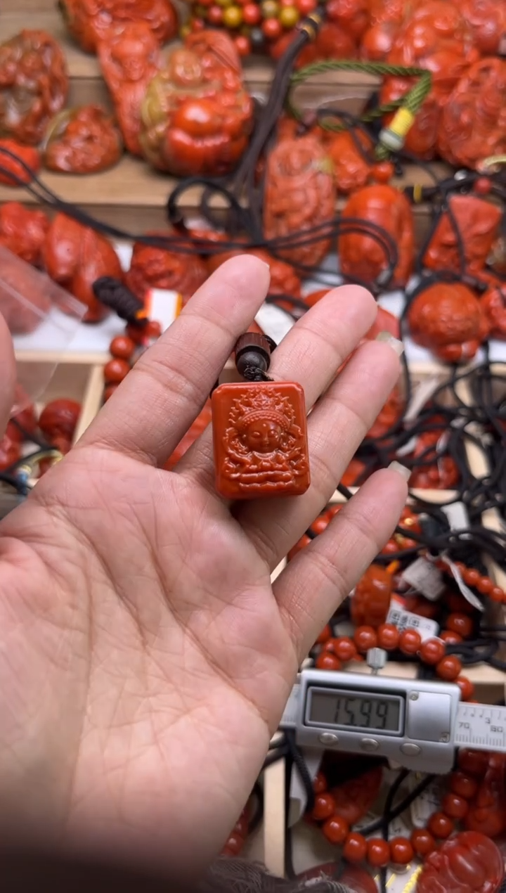 【闪购商品】南红玛瑙珠宝奇石合金785