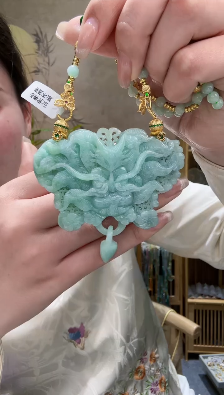 【闪购商品】翡翠颈饰未镶嵌吊坠