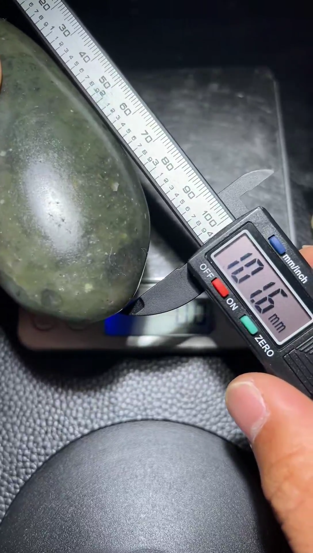 未镶嵌和田玉奇石7