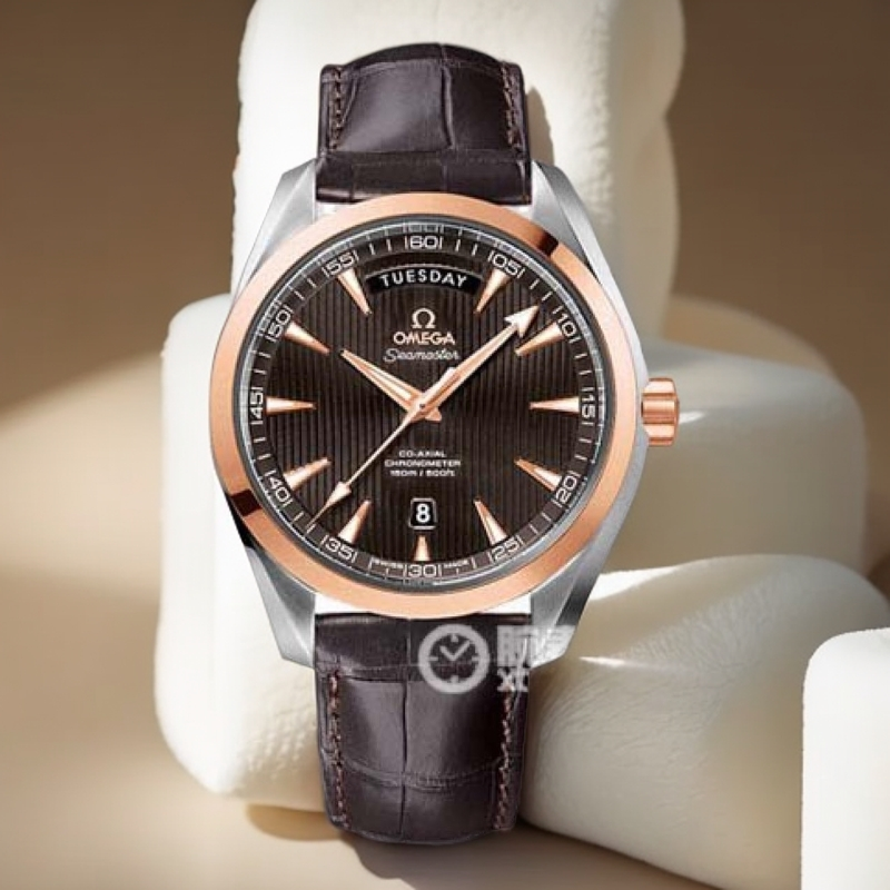 未使用 Omega/欧米茄 99新 公价82500 表径42 全新全套未使用双历