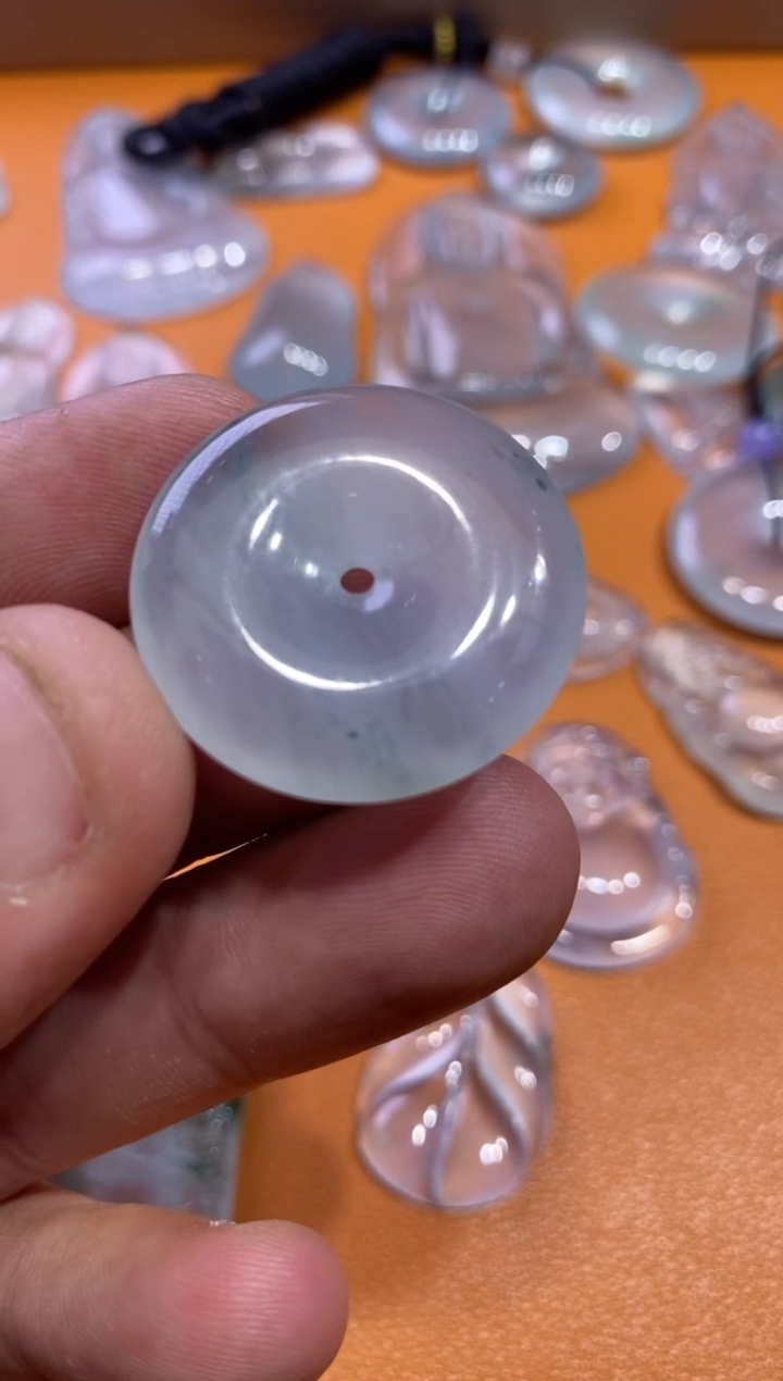 【闪购商品】翡翠吊坠(不含链)未镶嵌扣子2980