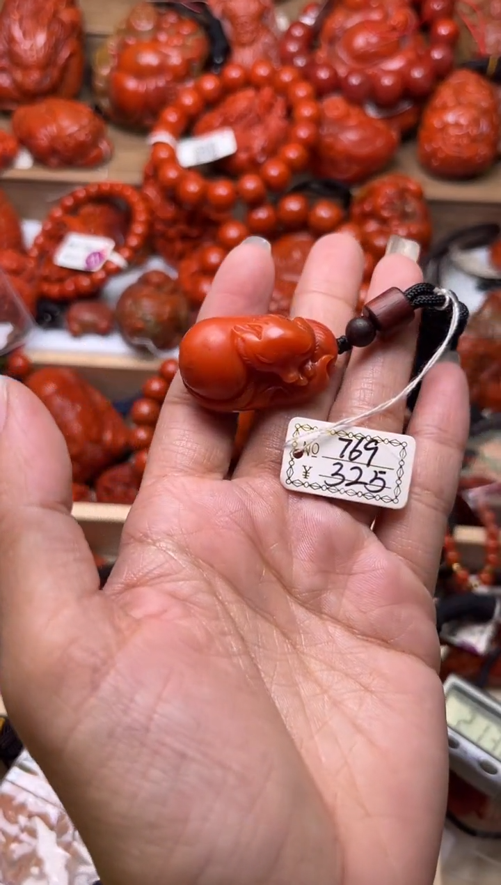 【闪购商品】南红玛瑙珠宝奇石未镶嵌769