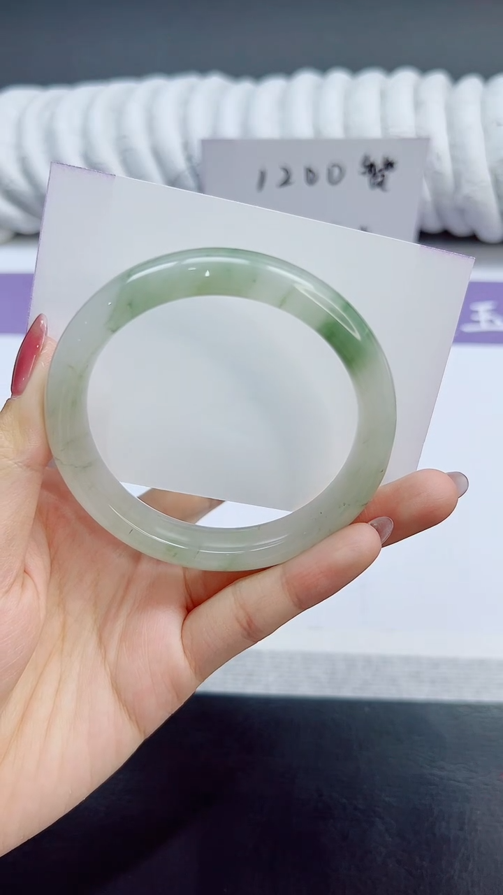 未镶嵌手镯石英质玉49/59.8