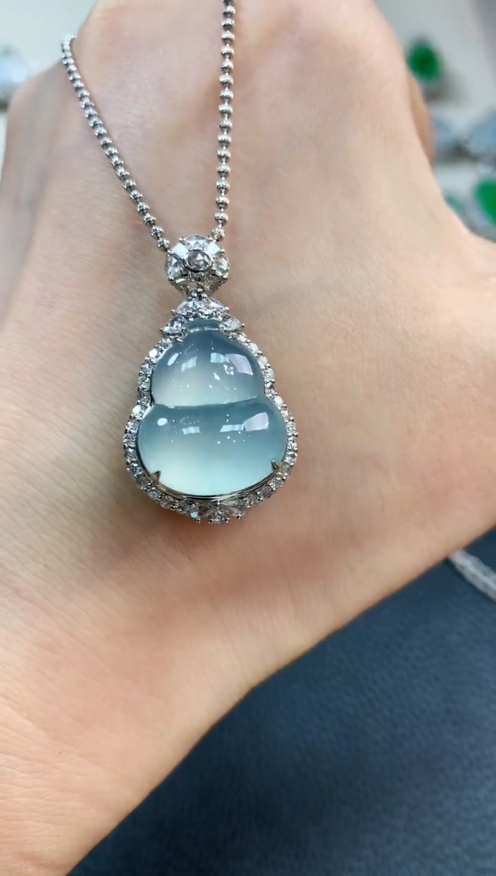 【闪购商品】翡翠吊坠(不含链)18K金镶嵌n104    