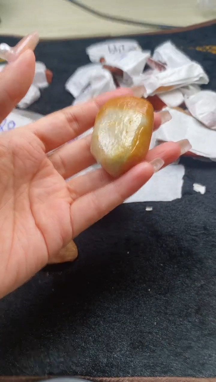 翡翠裸石翡翠挂件裸石