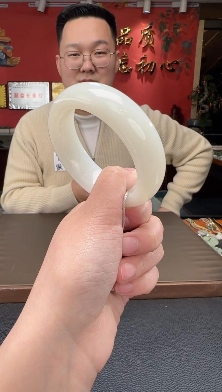 【闪购商品】和田玉.未镶嵌白玉宽版镯56-62