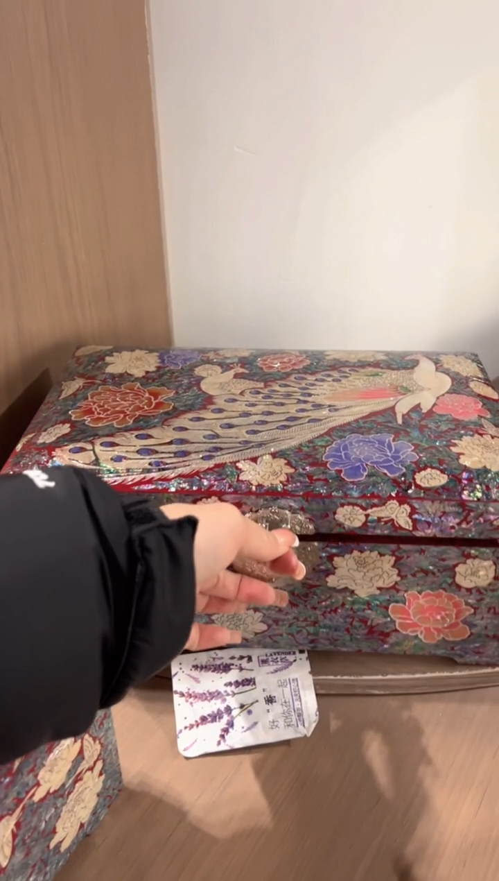 【闪购商品】绒布底弘贝雅螺钿漆器文化馆