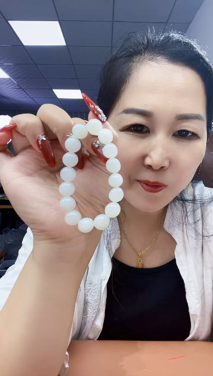 手串未镶嵌和田玉纯天然和田玉新疆且末冲水冰羊脂12