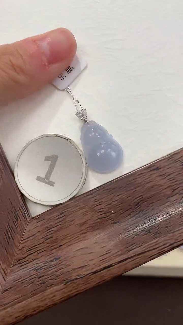 颈饰18K金镶嵌翡翠天然缅甸a货翡翠(多样性发其一