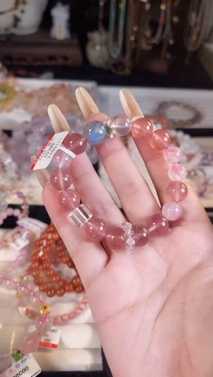 【闪购商品】水晶手链未镶嵌多样性发货其一