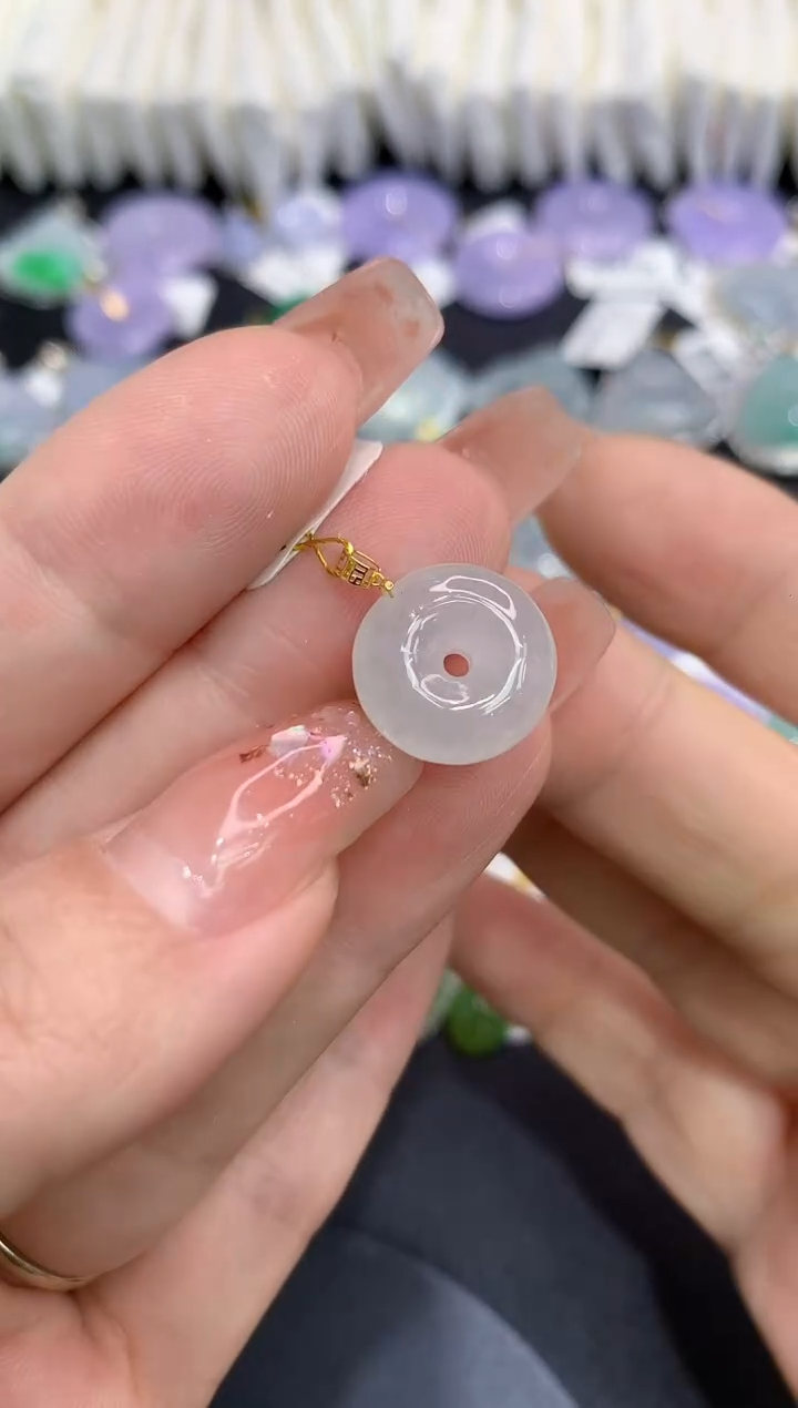 吊坠(不含链)18K金镶嵌翡翠11111111111