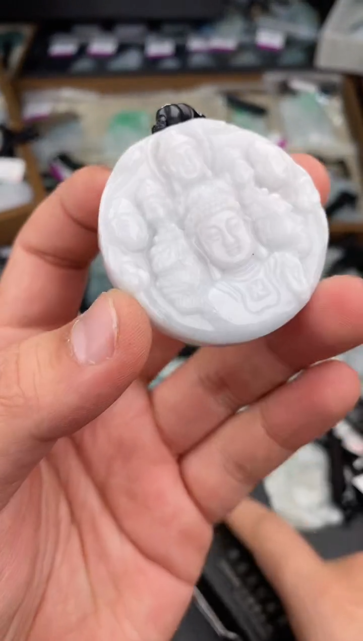 【闪购商品】翡翠颈饰未镶嵌  天然翡翠，一物一图