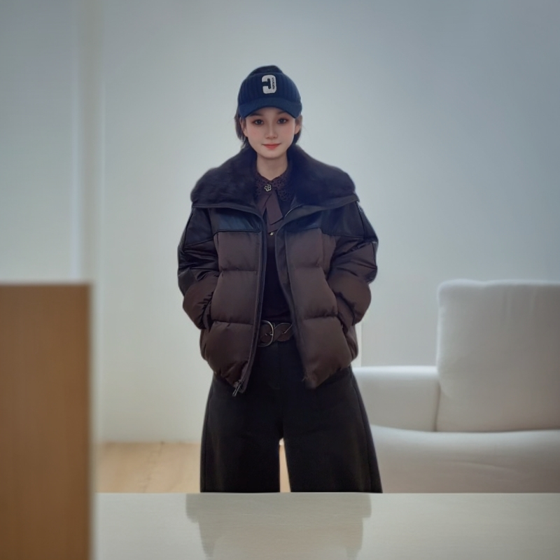 2025冬款新款拼接羽绒女上衣个性时尚百搭