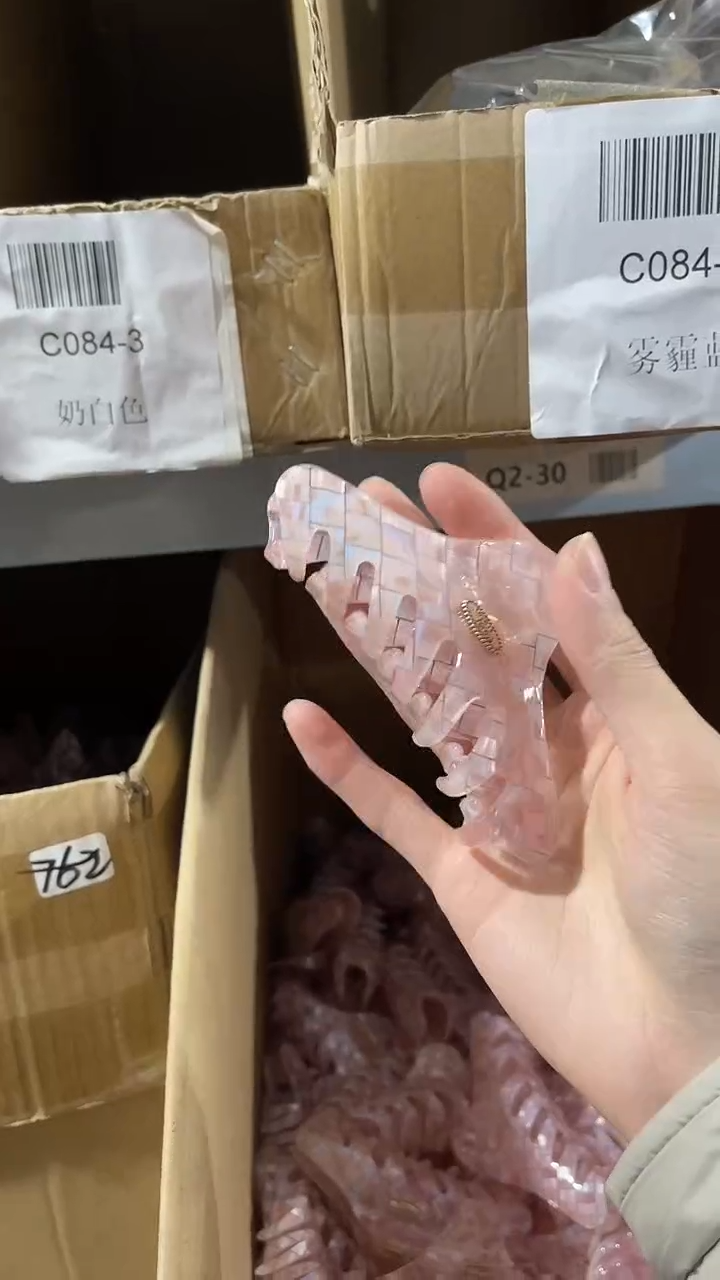 非金属醋酸粉色半圆抓夹