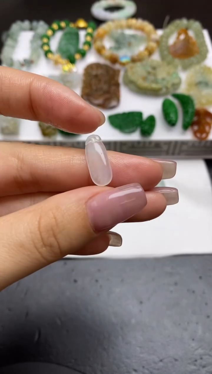 【闪购商品】定制翡翠未镶嵌翡翠毛货~