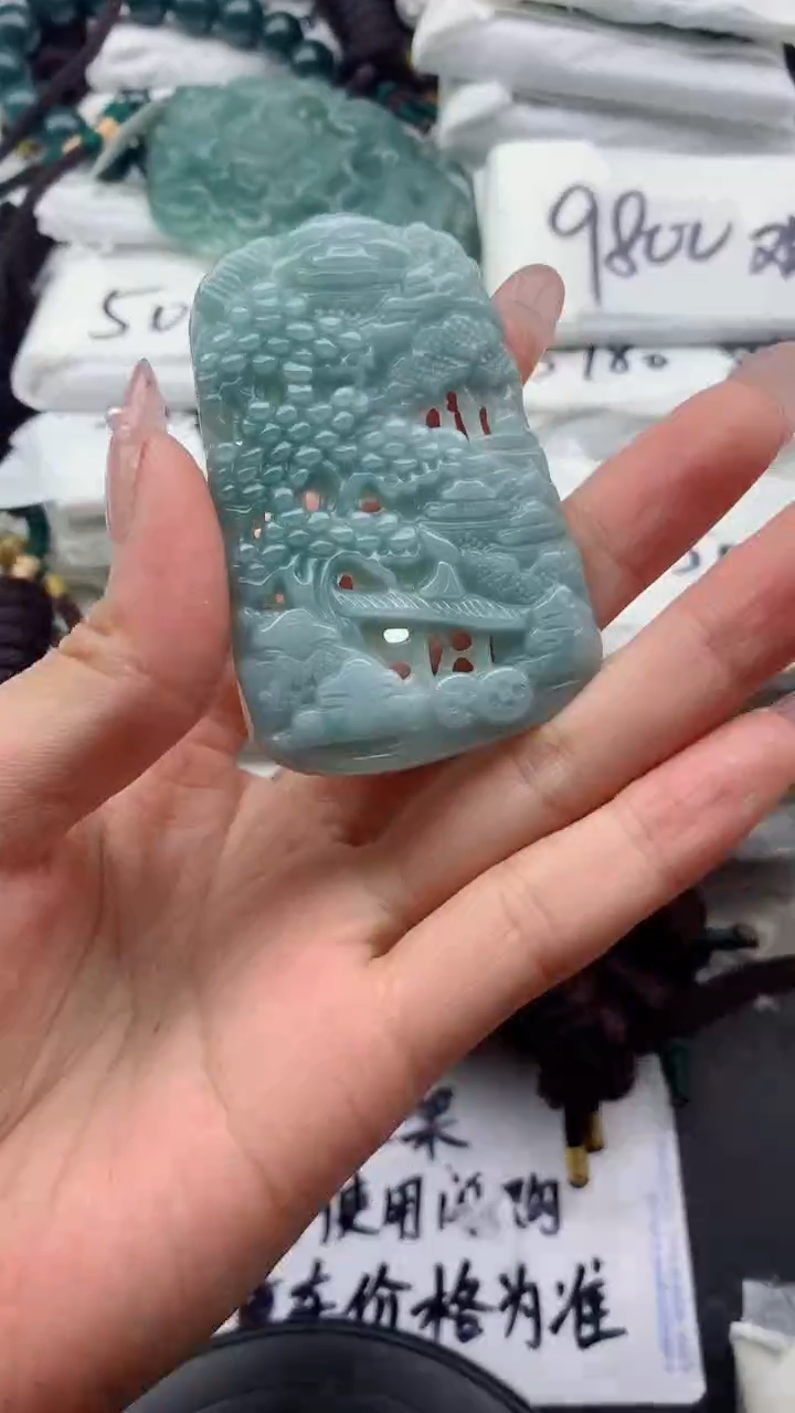 翡翠未镶嵌颈饰555555555555