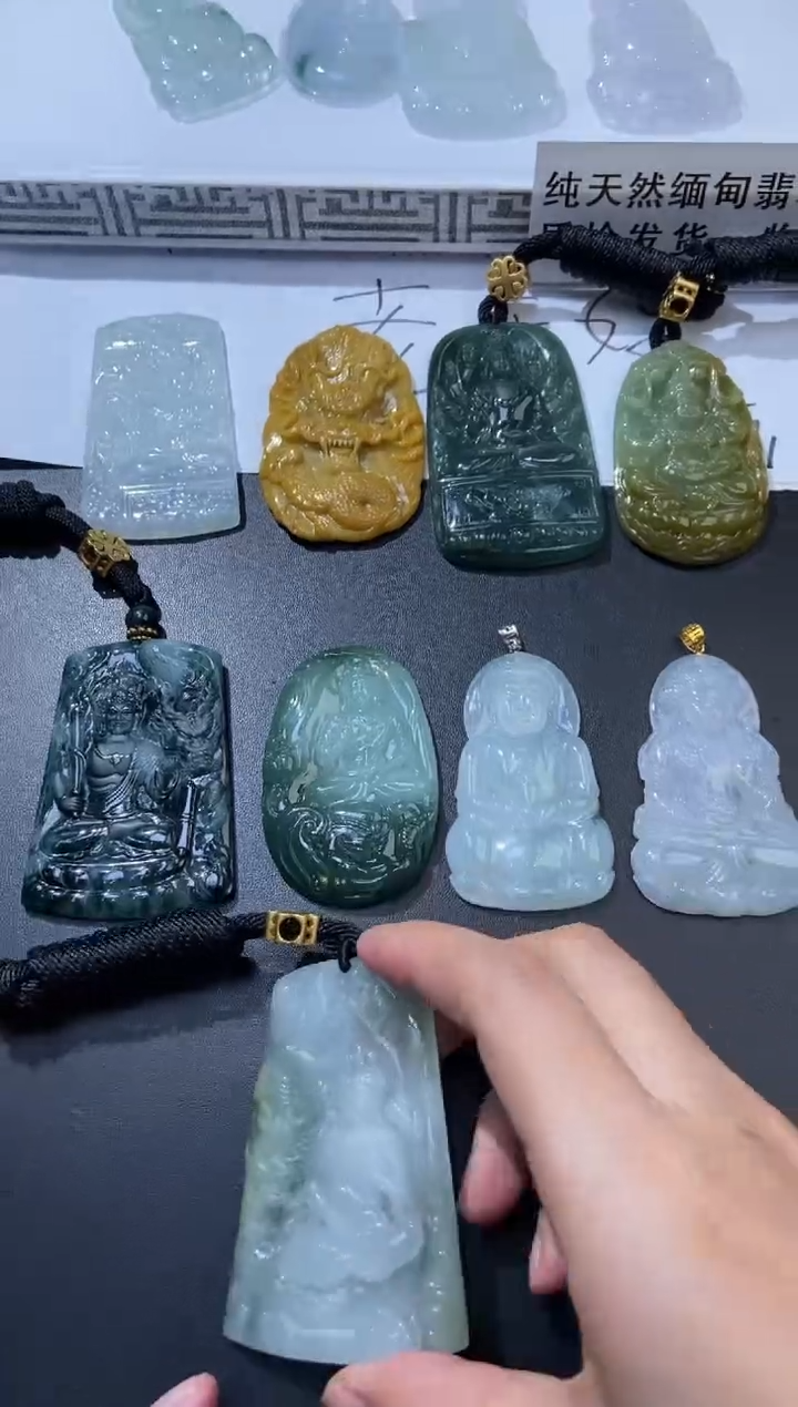 未镶嵌挂件翡翠发**g123123