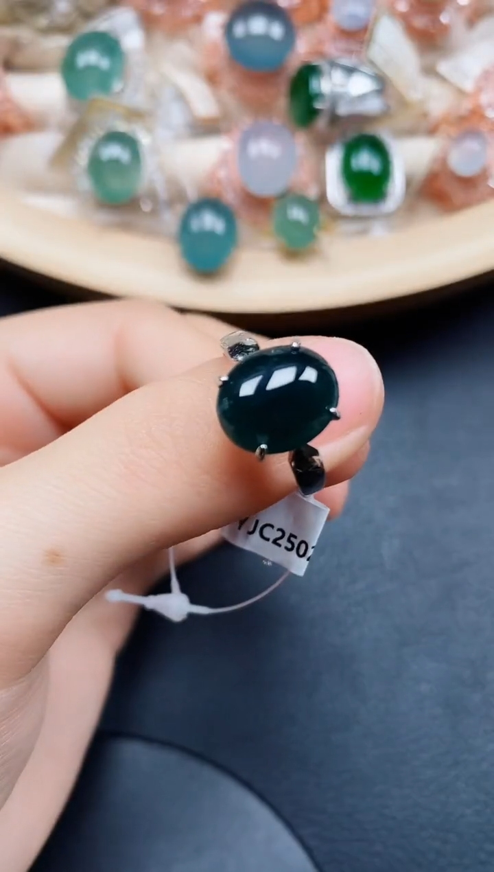 【闪购商品】翡翠戒指银S925镶嵌翡翠