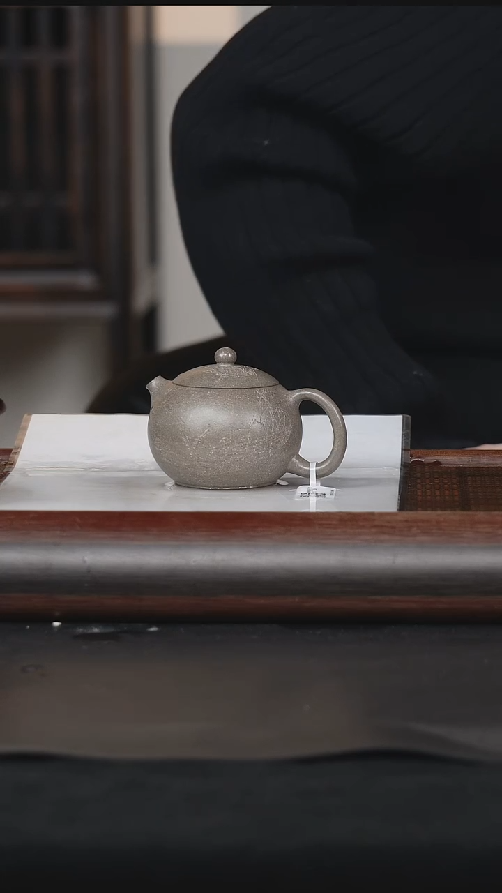 【闪购商品】紫砂茶壶22蟹壳青河豚西施