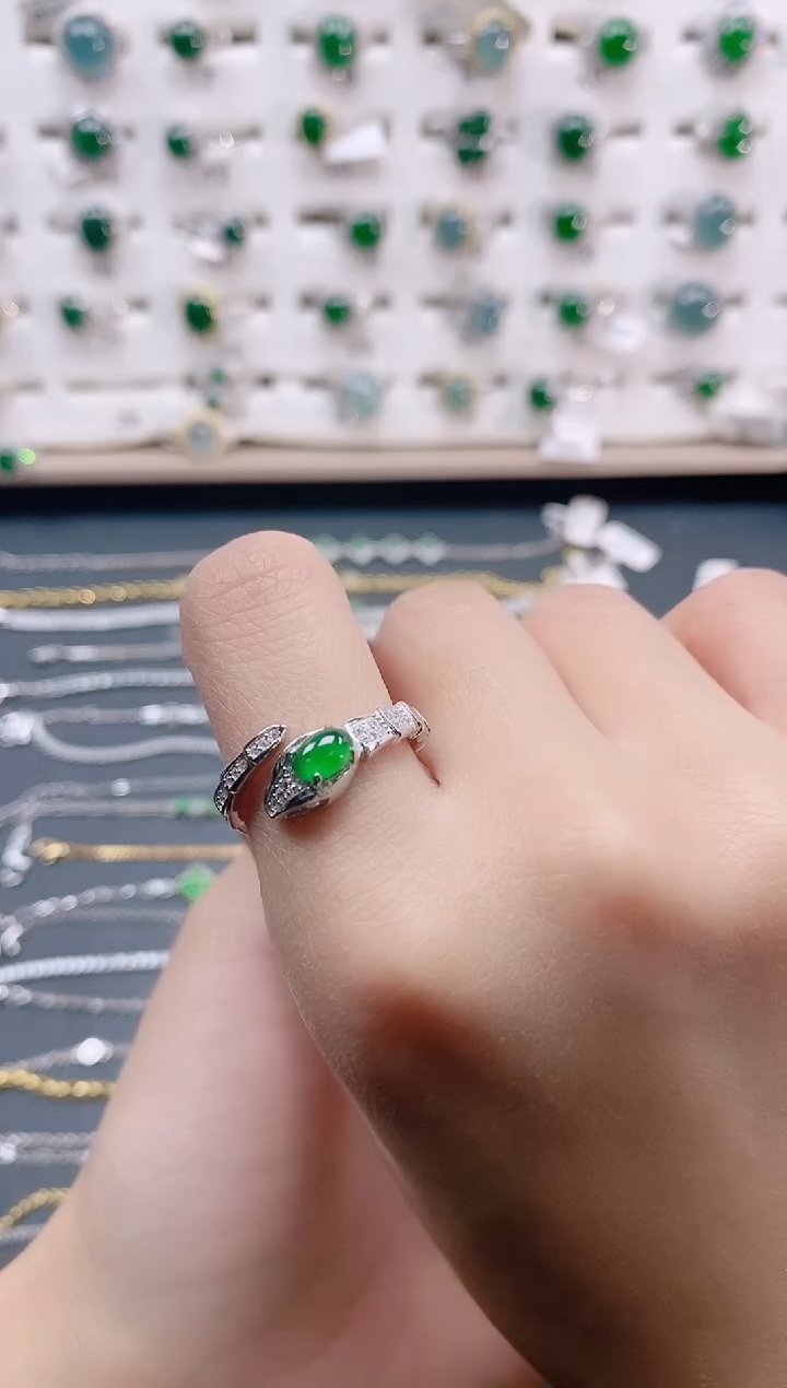 【闪购商品】翡翠戒指银S925镶嵌天然翡翠