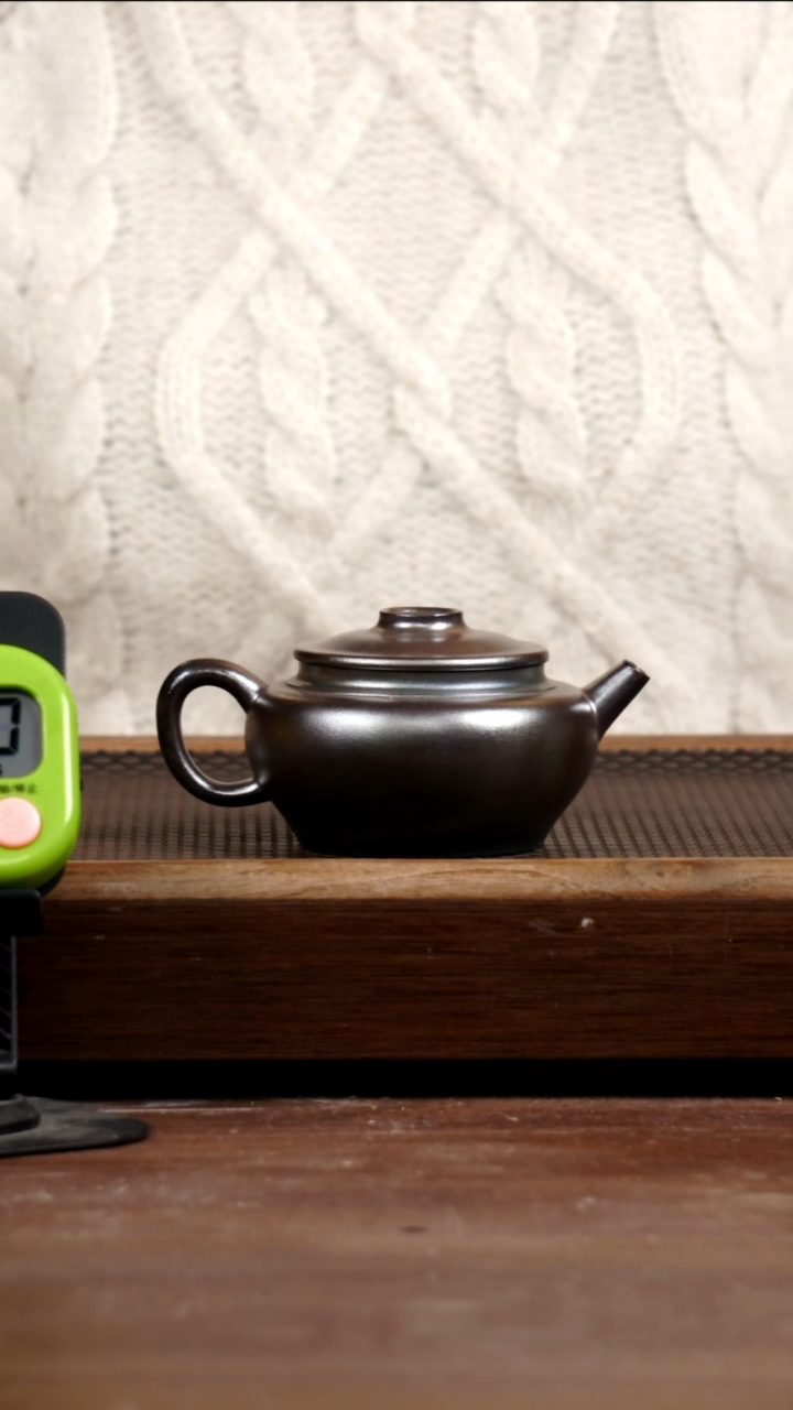 茶壶紫砂蹦*兔天青高温火痕烧圈钮190CC