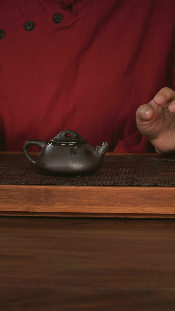 【闪购商品】紫砂茶壶 龙瓢 柴烧老紫泥 150cc