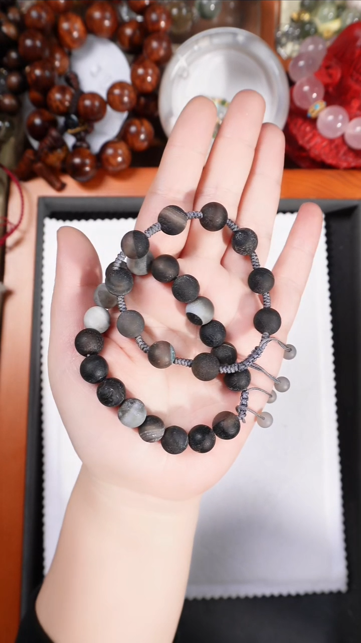 未镶嵌手链玛瑙/玉髓玛瑙磨砂手链多样性发其一