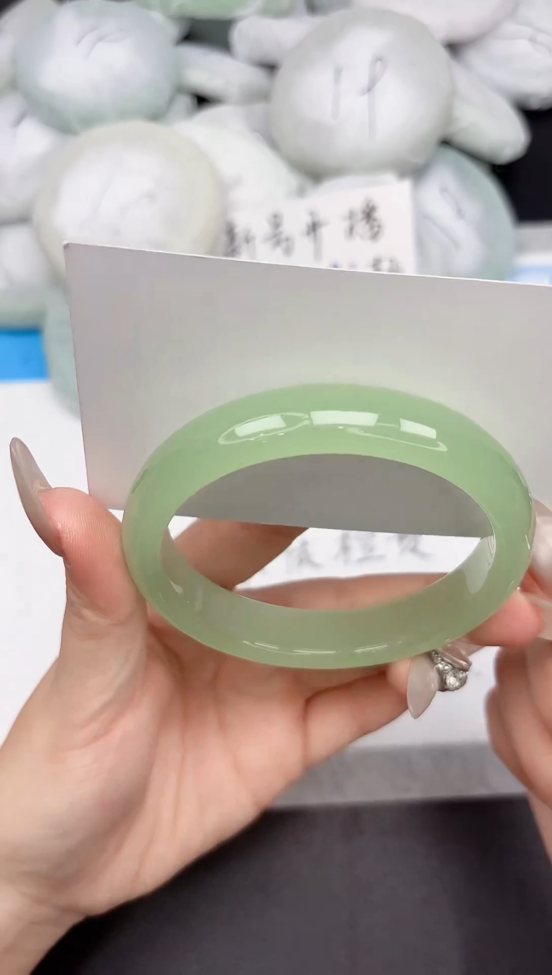 未镶嵌手镯石英质玉185-62.7