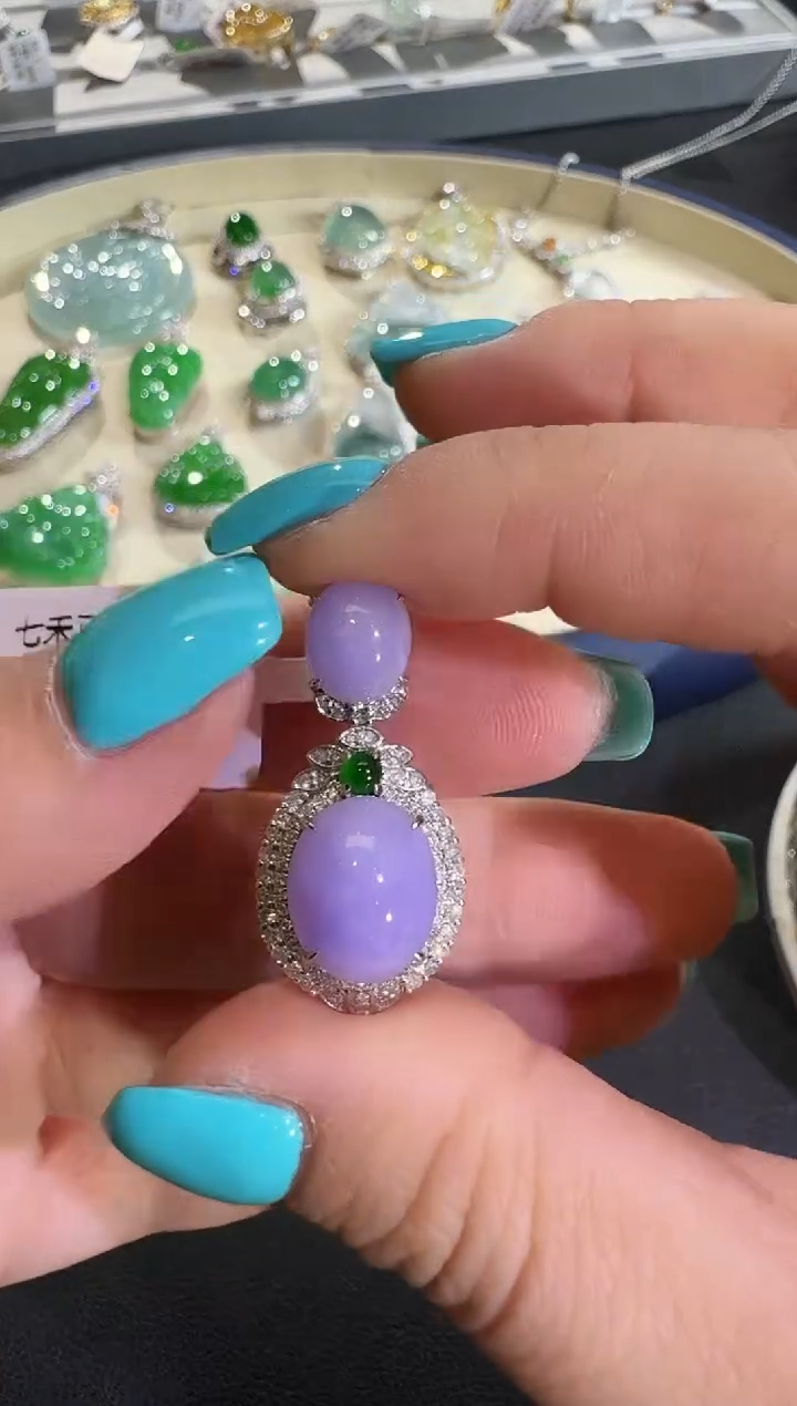 吊坠(不含链)18K金镶嵌翡翠【源头工厂】钻石镶嵌