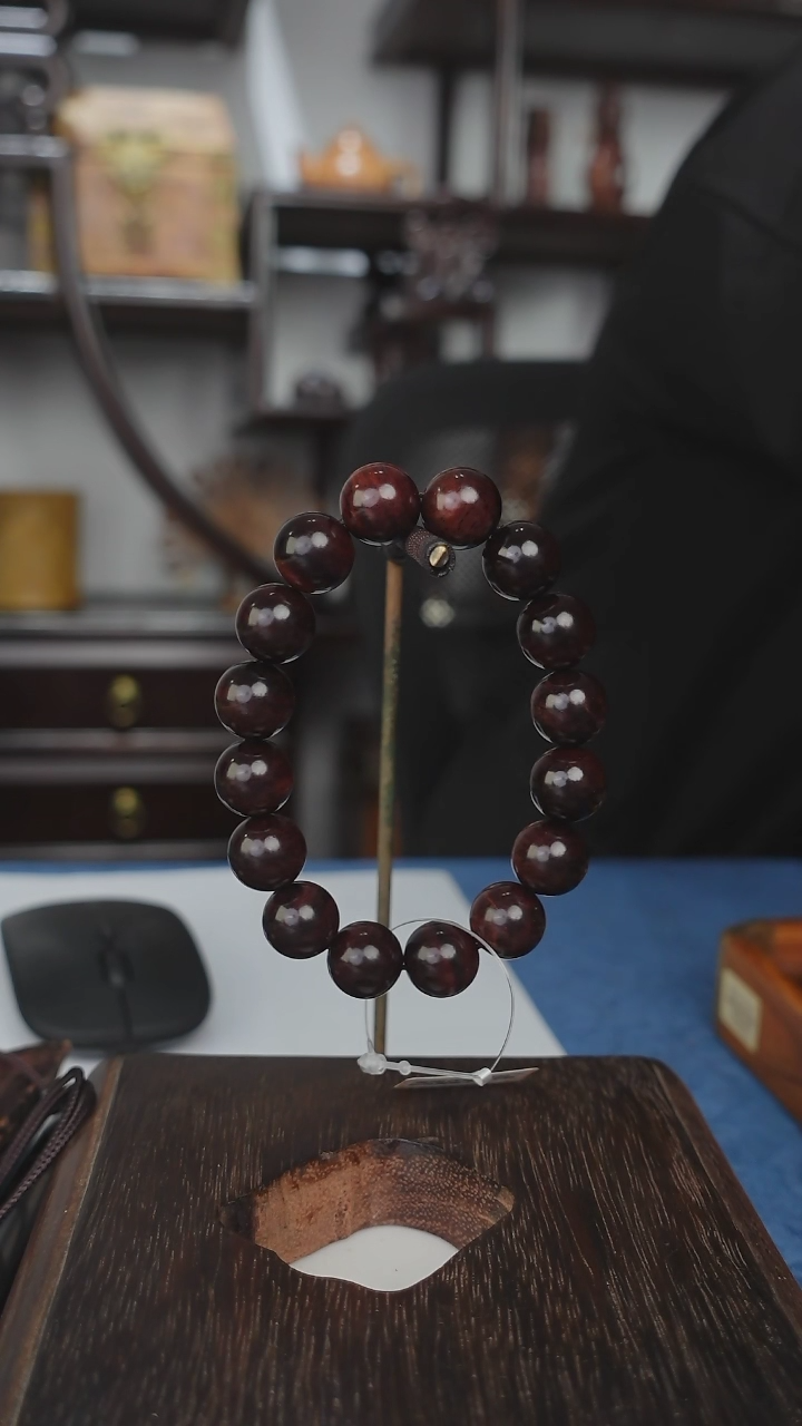 【闪购商品】木本降真香红降花梨公1.3手串