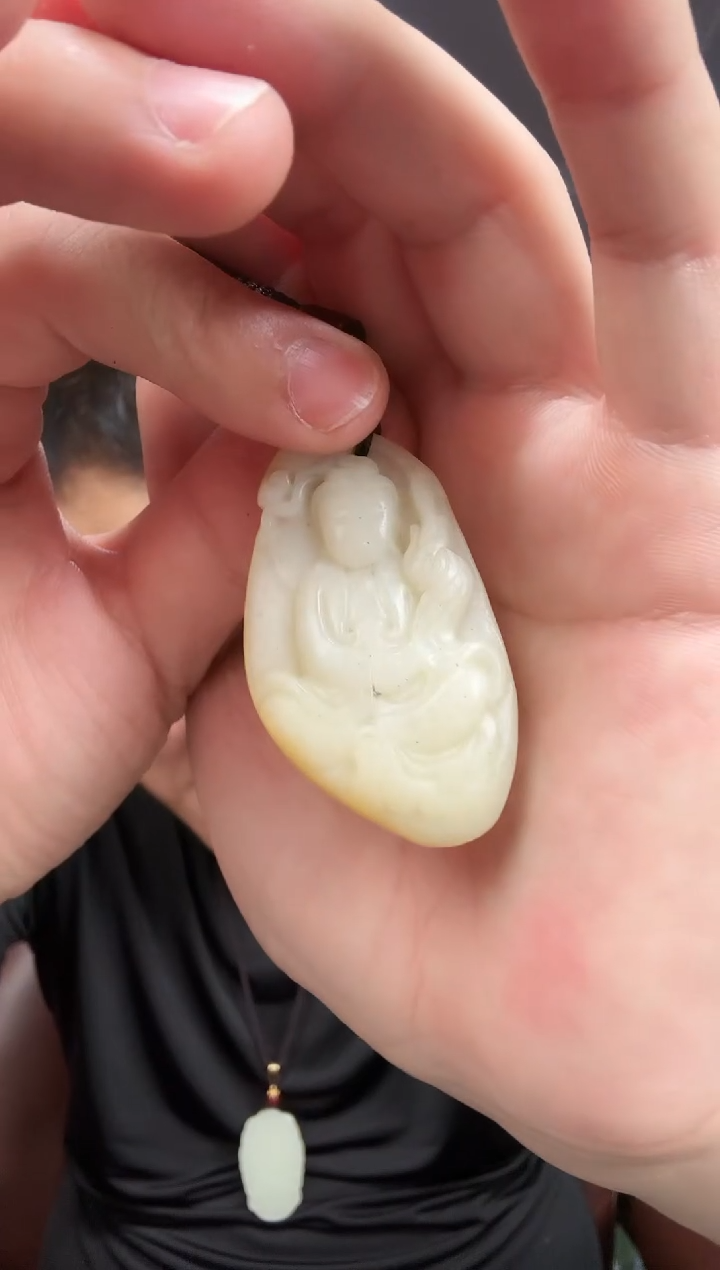 和田玉未镶嵌颈饰1