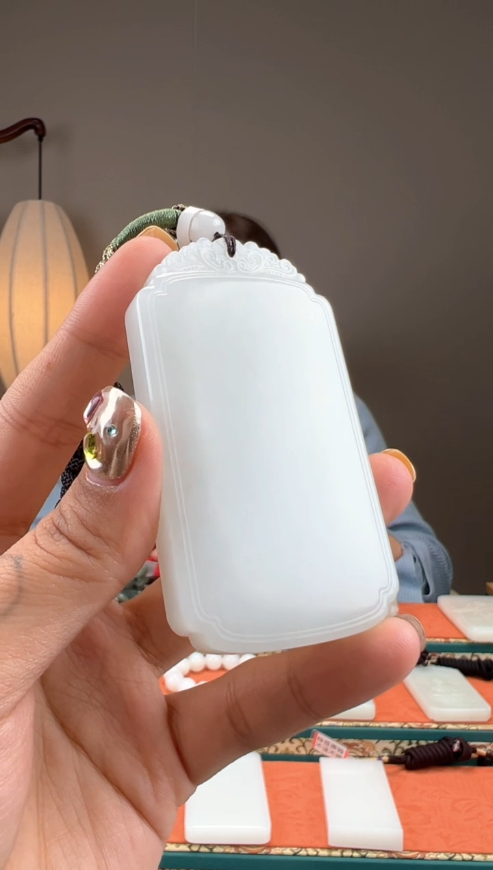 【闪购商品】和田玉颈饰未镶嵌1