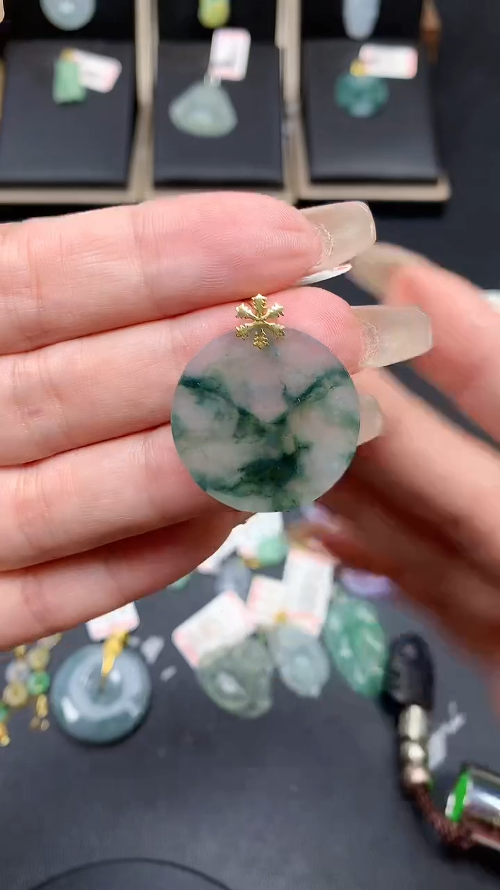 【闪购商品】翡翠吊坠(不含链)18K金镶嵌MS114324