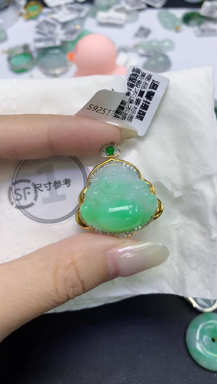 颈饰未镶嵌翡翠天然缅甸翡翠A货百元以上9元证书费自理
