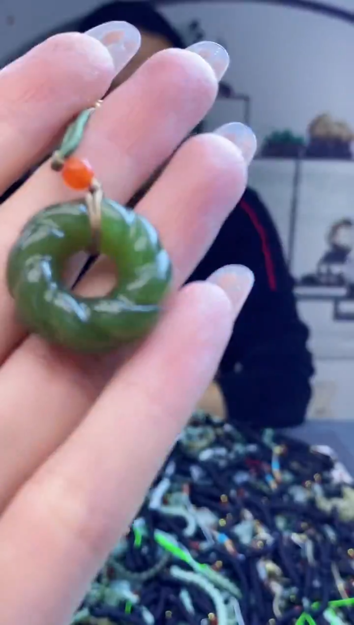 颈饰未镶嵌和田玉多样性发拍一发一