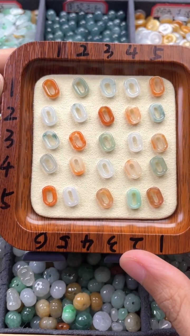 颈饰未镶嵌翡翠00000000