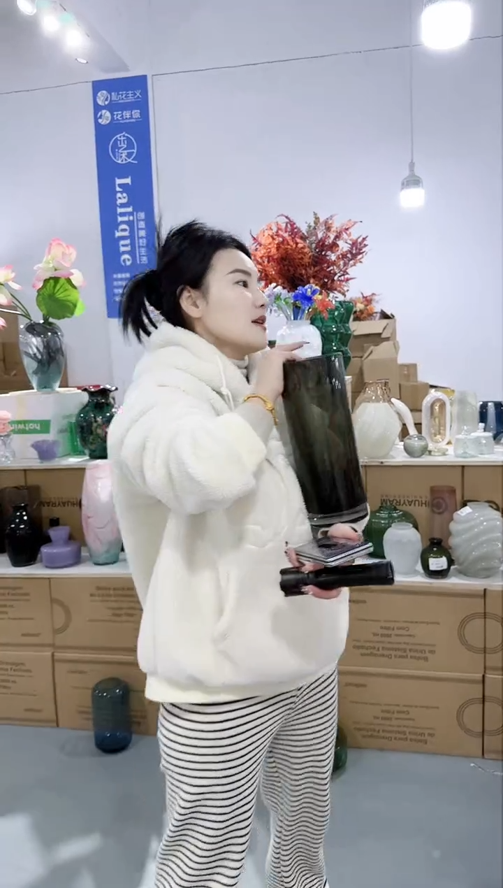 【闪购商品】无铅玻璃UU外贸花瓶微瑕-39VB