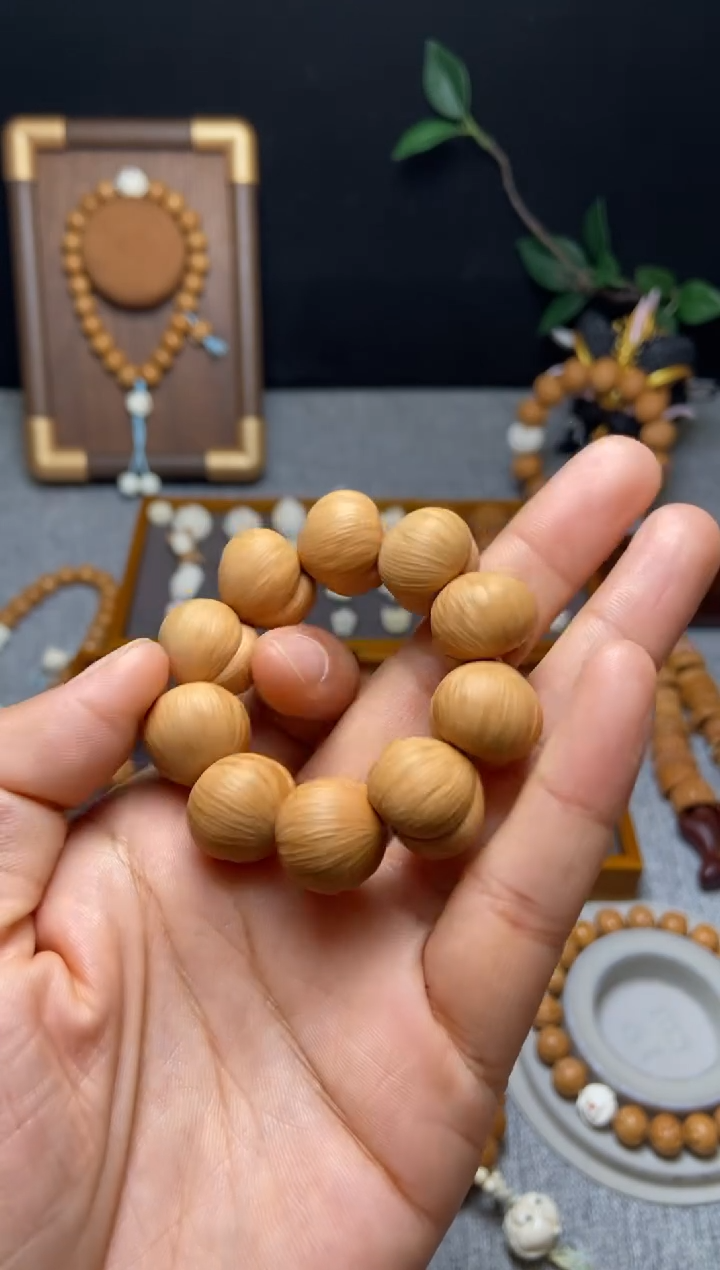 猴头核桃吊坠晴*屁桃17小手捻