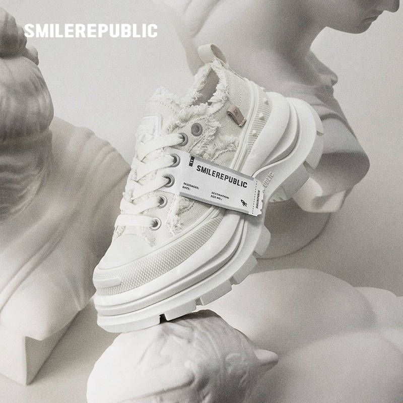 SMILEREPUBLIC QUEEN经典白低帮开口笑厚底帆布鞋2.0潮流时尚百搭