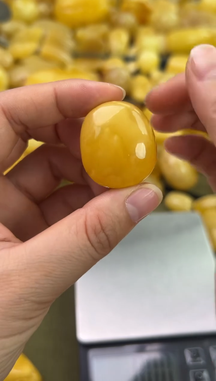 裸石琥珀未镶嵌琥珀蜜蜡吊坠