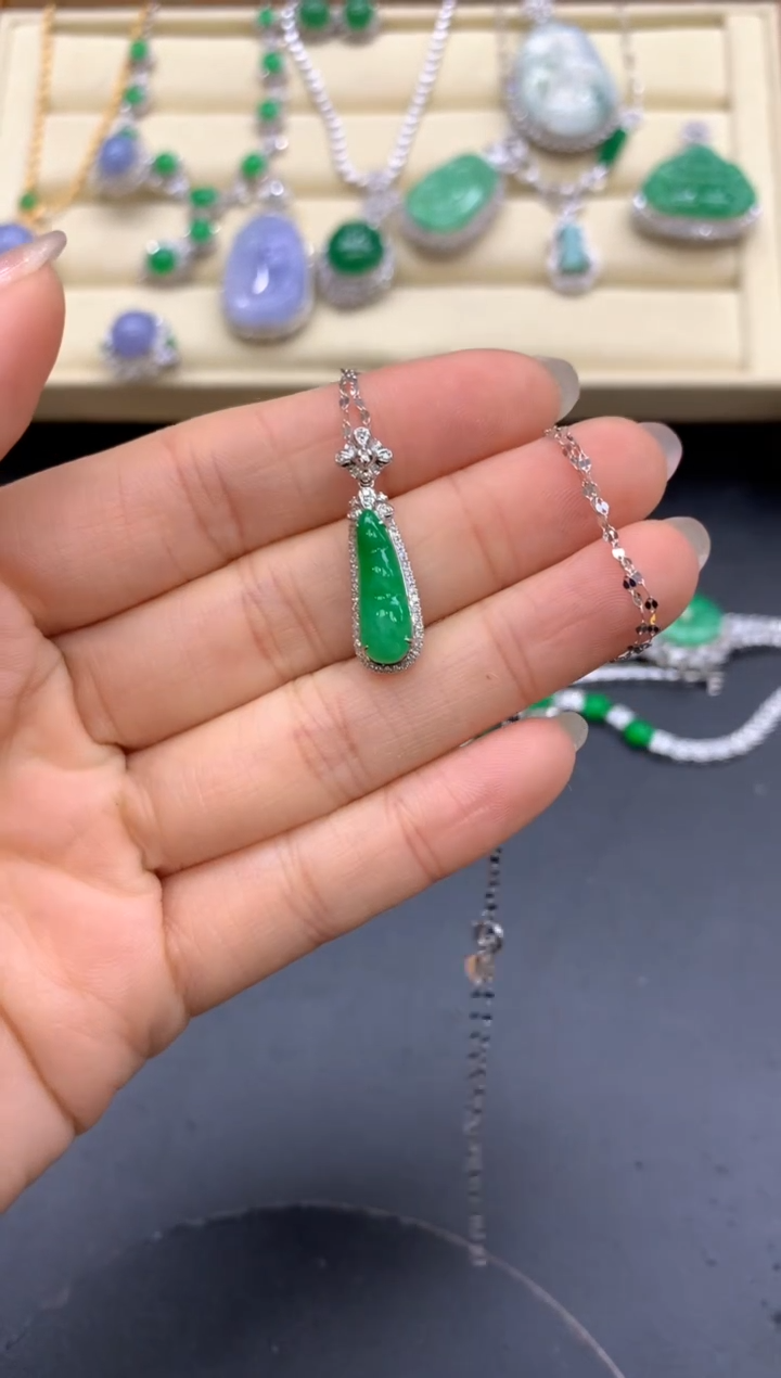 【闪购商品】翡翠颈饰18K金镶嵌335-中国好珍宝